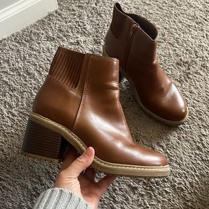 Fall Bootie - cognac